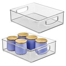 IDesign 쌓을 수 있는 플라스틱 식료품 저장실 통 - 캐비닛 또는 냉장고용 손잡이가 달린 정리함 - 2개 세트 - 투명, Pack of 4