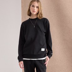 게스언더웨어 와펜 포인트 여성 맨투맨 - 블랙