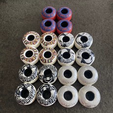 Blind 雙翹輪組 Darkstar 51mm 83a 紅色輪 x2 Blind 52mm 83a 白色輪 x2 Darkstar 52mm 輪, 如圖所示, 1個