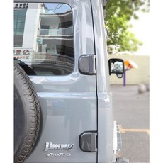 Takumi 匠技研 jimny JB74 尾門絞鍊蓋 碳纖維紋 改裝, 1個