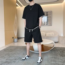 男士兩件式短袖短褲套裝，休閒運動兩件套，透氣速乾冰涼感套裝