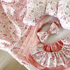 花間粉兔嬰兒禮物彌月禮盒 四季薄被蝴蝶枕荷葉圍兜寶寶髮帶 週歲收涎禮