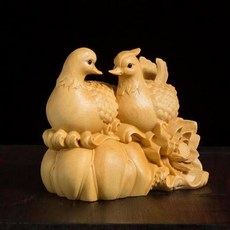黃楊木 鴛鴦, 如圖所示, 1個