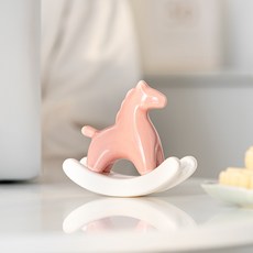 創意陶瓷擺件桌面茶桌書房軟裝飾跨境工藝品送禮, 搖搖馬【粉色】