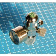 欣欣水族 K11 ISTA-伊士達 I-695 CO2減壓調節器(上出型用), 1個