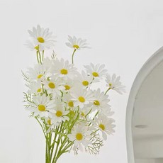 現貨 1支5頭 仿真絹布雛菊 假花裝飾 居家擺設 拍照道具 婚禮佈置 花藝設計, 白色（1支5頭）, 1個