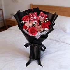 情人節公仔玩偶香皂花束創意生日禮物畢業送女生閨蜜手捧花永生花, 1個, 黑色草莓熊:如圖所示