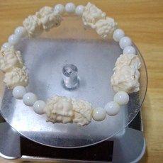 象牙果扎基拉姆設計手串，兒童時尚配飾，安全無毒材質，親子互動首選