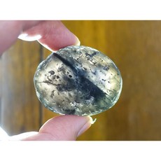 能量礦石 印尼隕石河川滾石拋光 Agni Manitite 火山玻璃 83.98克 黑隕石 烈火石