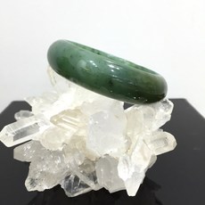 《彩雅寶石精品》和闐碧玉手鐲 195, 1個