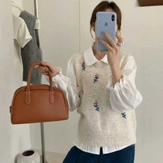 여성 루즈핏 니트 조끼 민소매 스웨터 아이보리 꽃송이 꽃자수
