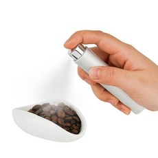 에스프레소 바용 커피 원두 도징 컵 및 정전기 감소 스프레이 병 키트 양조차용 세라믹 일회용 트레이 바리스타 액세서리 세트 화이트, White