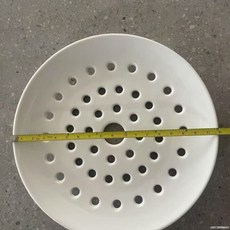 陶瓷多孔魚盤-蒸海鮮蔬盤 創意蒸餃汁盤 溫暖家庭魚料理, 1個, 18cm圓形蒸盤
