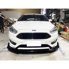 福特 FOCUS MK3.5 競速版 鋼琴烤漆黑 前下巴, 1個