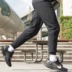 나인티플러스 NINETY PLUS 우븐 조거 팬츠 블랙