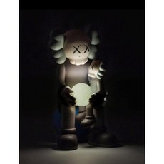 KAWS 珍藏公仔 泰國限定 棕色