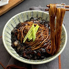 줄서는맛집 중화 짜장면7인분 중화짜장 짜장소스 간편밀키트 대용량 1820g 1개, 귀빈정 장인의 명장 중화 짜장면7인분소스7개(1.820