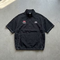 엄브로 크리스피 타슬란 반팔 아노락 블랙 UR224CWT59 BLK0