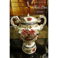 歐式瓷白紅花金葡萄雙耳寶瓶花器，精緻瓷器，雙耳設計，居家裝飾，提升品味