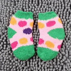 니니마켓 유아 알록달록 도트 보온 수면양말 . 도톰한재질