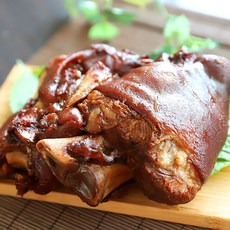 담백한 돼지 앞다리 왕족발 1kg 한방 흑마늘, 1개