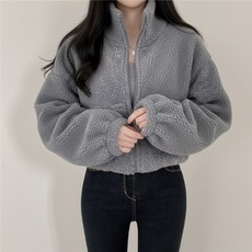 베르슈어 하이넥 양털 플리스 세미 크롭 집업 점퍼