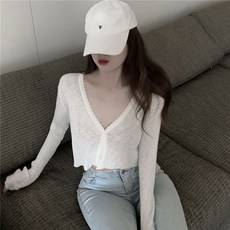 엘라누아르 여성 브이넥 물결 트림 버튼 크롭 가디건 슬림핏 긴팔 상의