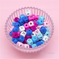 [룰루핑거] 우드비즈 진컬러 알파벳 사각형 색상랜덤 약 1x1cm (약 50g/약 100개입) 1N-01-227, 없음