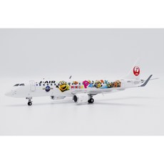 JC Wings J-Air ERJ-190STD “Minion Park” JA252J 1:200, 1個