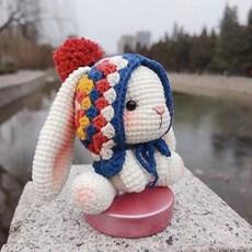 秋冬氛圍小兔子編織材料包 手作DIY毛綫卡通玩偶禮物 兒童手作祖母格毯子小兔子閨蜜禮物, 藏藍色祖母格兔子材料（無底座）+教程, 1個