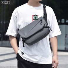 DFMEI 男士大容量休閒包包戶外運動時尚皮膜單肩斜挎包
