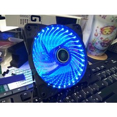 NEEDCOOL 12公分 32 LED 9刃炫光防震風扇 1100轉, 綠燈