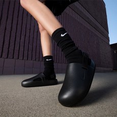 NIKE 캄 뮬 우먼스 FB2185-001