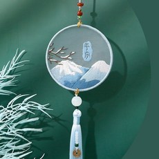 熱銷 刺繡手工diy材料包 自繡製作平安福禦守書簽掛件雙麵繡蘇繡送男友禮物, 藕色 暮雪平安-繃+禮盒, 1個