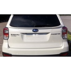 【車王汽車精品百貨】Subaru Forester 森林人 中尾翼 壓尾翼 改裝尾翼 定風翼 未烤漆 素材, 1個