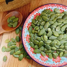 【烘焙南瓜籽】雲南特選品種，顆粒飽滿，300g裝，香氣濃郁，口感酥脆，健康零食首選, 1個