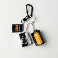 創意鑰匙扣相機存儲卡膠捲攝影愛好者個性配飾掛件新款包掛褲掛, 1個, 鑰匙扣 相機存儲卡
