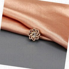 여성 파인 옷 노출 벌어짐 방지 자석 여밈 단추 브로치 옷고정 매너 버튼, B.회오리큐빅 3세트