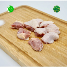 Halal Chicken Boneless Leg (With Skin) Curry Cubes Frozen 할랄 닭 정육(껍질 있음) 카레용 큐브 냉동 브라질, 3개, 500g