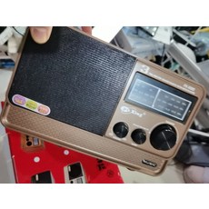 復古收音機 功能正常 外觀有痕跡, 標題內介紹, 如圖所示