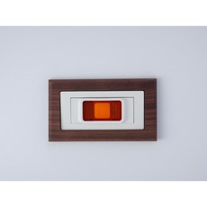 Panasonic國際牌Risna磁吸式黑胡桃木框開關插座面板蓋板【快速出貨】, 1個, 緊急壓釦（白