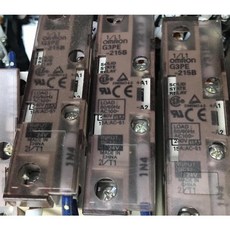 OMRON G3PE-215B 固態繼電器, 1個