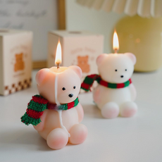 HIDDEN GEN 聖誕小熊香氛蠟燭 可愛造型 居家擺飾 舒緩香氣 交換禮物, 1件, 74ml, 白熊_英國梨小蒼蘭