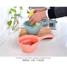 水瓢 小水瓢 浴室水瓢 長柄水瓢 尖嘴水瓢 兒童洗澡水瓢 塑膠水瓢 水勺 小水勺 洗澡水勺 盛水 長柄 浴室 廚房小物, 1個, 素色