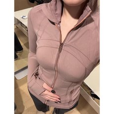 女裝瑜伽健身運動外套，收腰緊身修身，親膚透氣，適合春季戶外活動