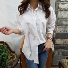 時尚純棉平紋口袋開衩寬鬆襯衫 超乎想像的女性