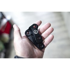 SMAX FORCE SMAX ABS 對四卡鉗座 對四 卡座 對4 對應B牌 銨科 川歐 原廠前叉 碟盤 台灣, 1個, CNC對四卡座一個,無加購任何螺絲