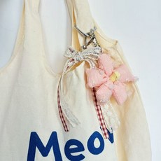 春夏新款小衆ins風蝴蝶結包包掛件，手工編織miu系花朵鑰匙扣掛飾，時尚包包配件