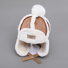 UGG韓國寶寶雷鋒帽，冬季兒童保暖加厚護耳套頭帽，均碼（帽圍46-51M），頭部保暖