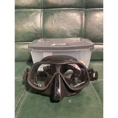SCUBAPRO 自潛雙面鏡 STEEL COMP 自由潛水 - 低容積設計 舒適耐用 水下視野廣闊, 黑色面鏡